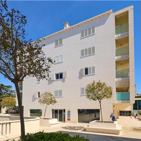 3 bedroom apartment with sea views in Dubrovnik, sleeps 6